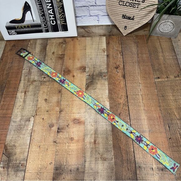 Beautiful wide embroidered belt - Picture 2 of 7